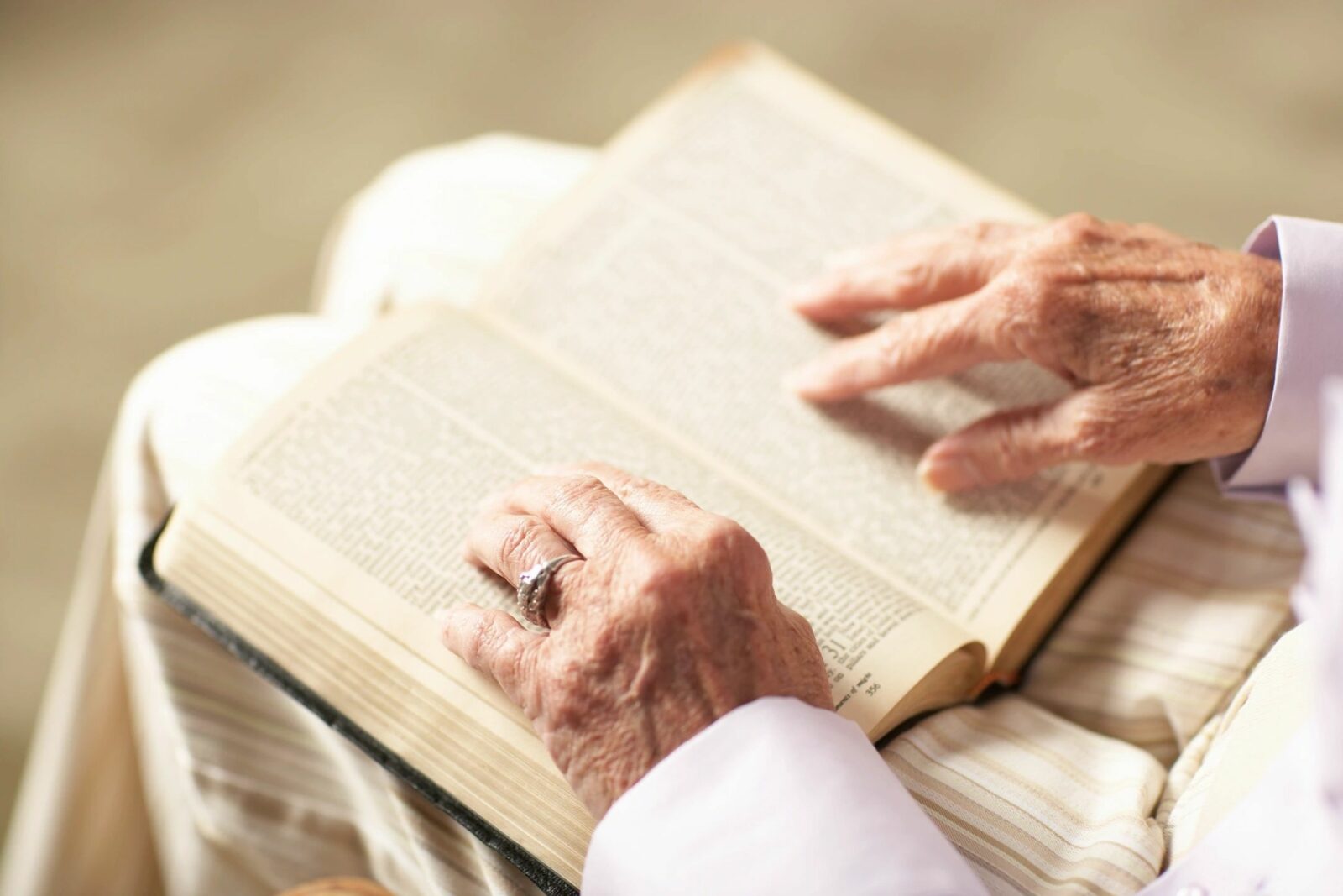 an image Clergy reading the bible.