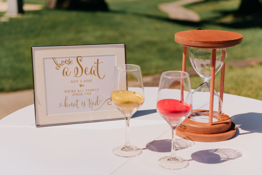 A photo of an Hourglass Sand Ceremony kit